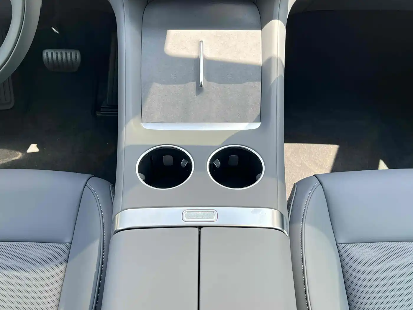 Xiaomi Auto Xiaomi YU7 2025 Extended Range RWD Edition фото 9