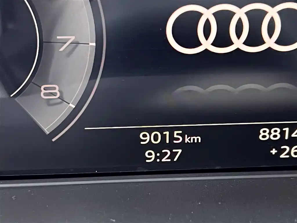 Audi A4L 2023 40 TFSI Luxury Sport фото 22