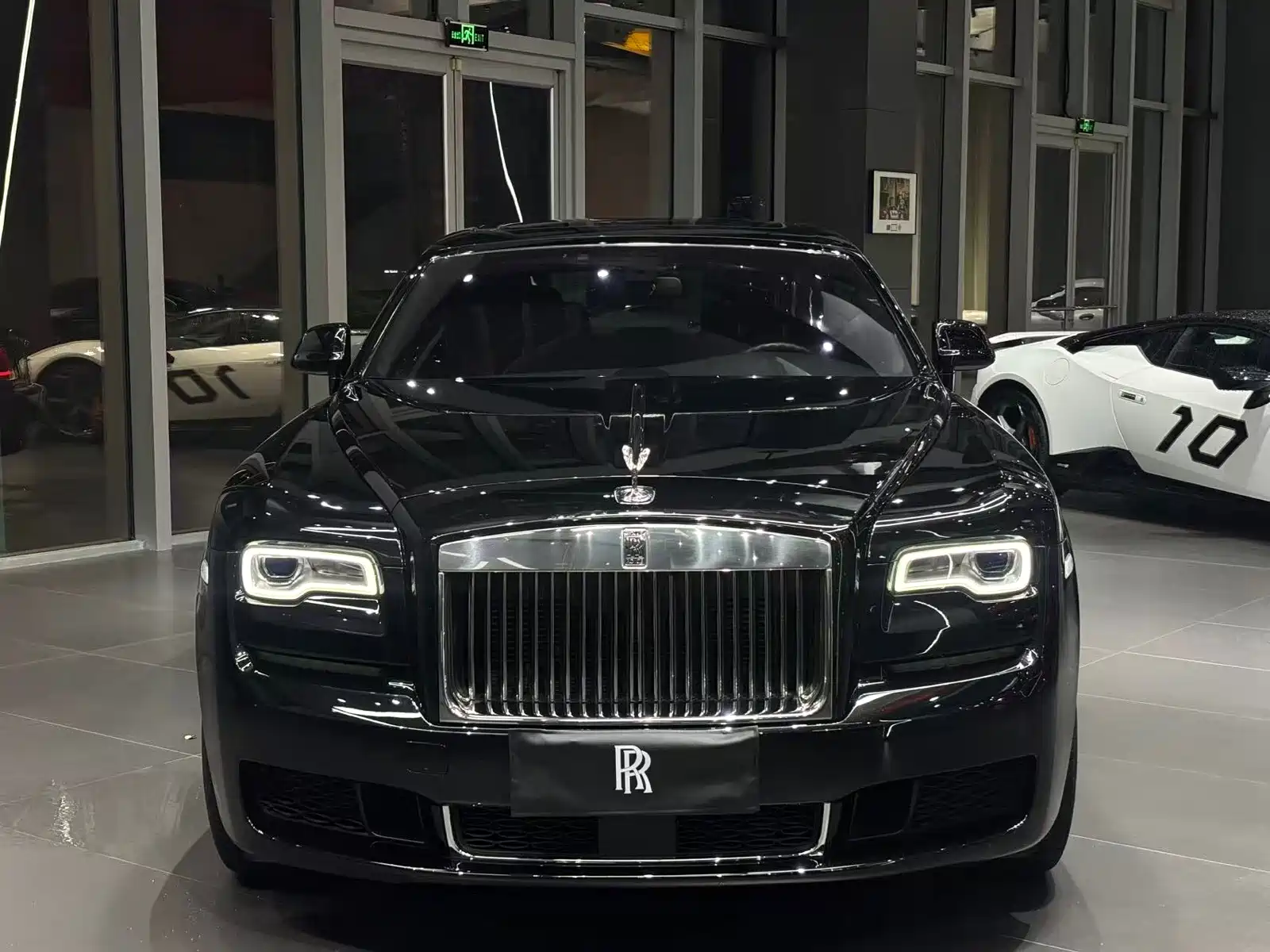 Фото 2 - Rolls-Royce Ghost