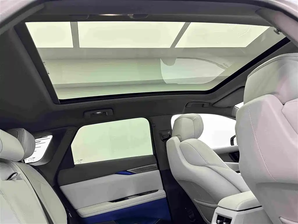 Cadillac IQ Ao Ge 2025 2024 Standard Range