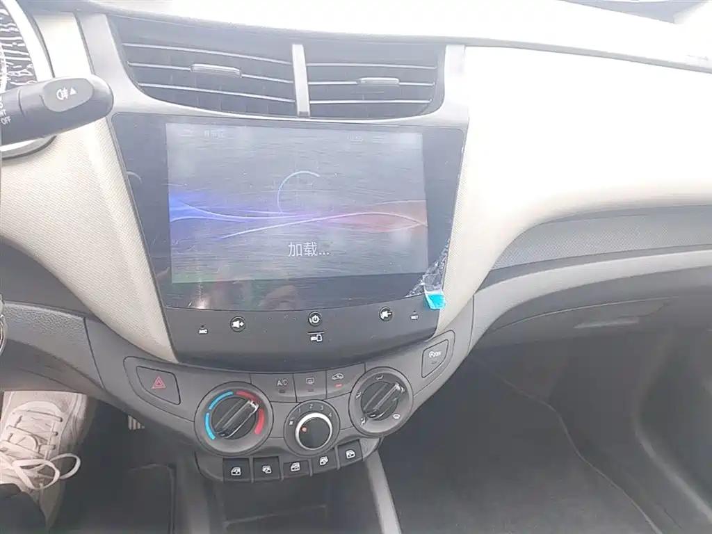 Chevrolet Sail 2018 Sail 3 1.3L AMT Ideal фото 9