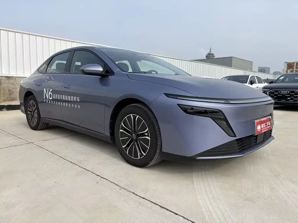 Nissan N6 2025 2025 Mid Configuration