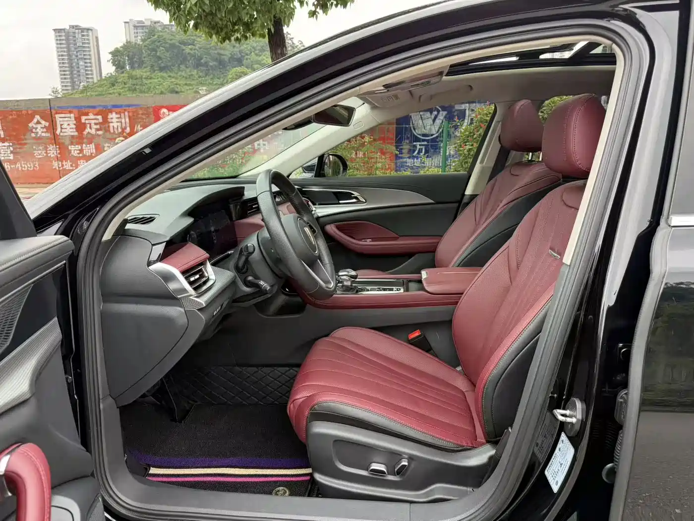 Hongqi H5 2024 2.0T Automatic Smart Connect Flag Enjoy Edition фото 4