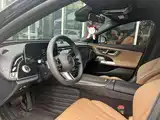 Фото 3 - Mercedes-Benz E-Class