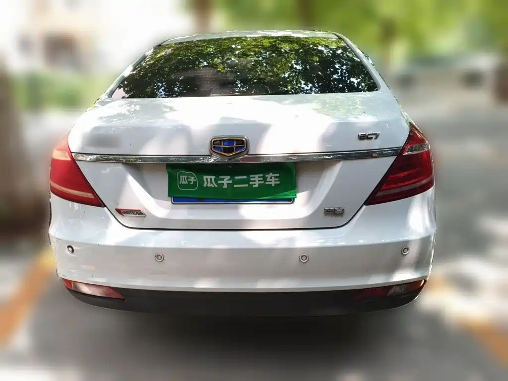Geely Emgrand 2015 2015 Sedan 1.3T CVT Upward Edition