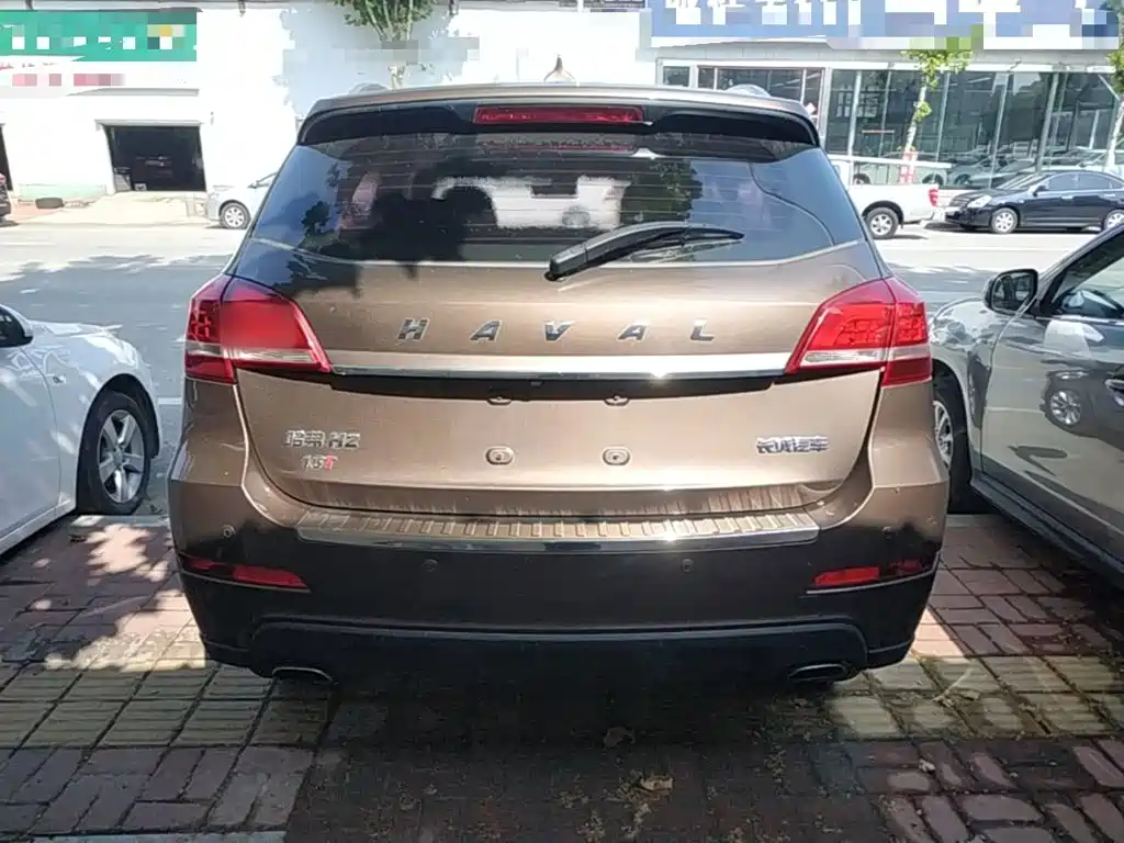 Фото 6 - Haval H2