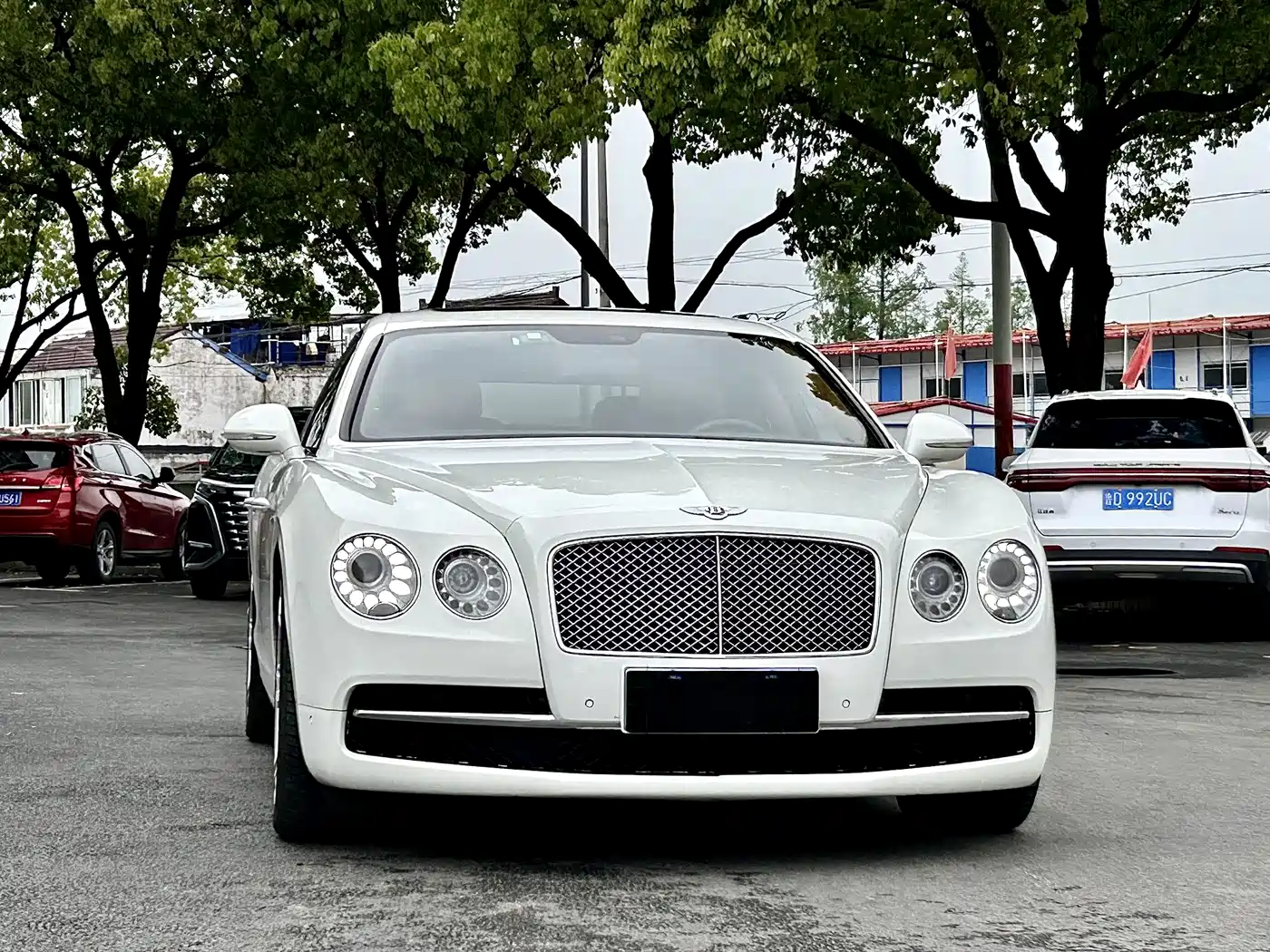 Bentley Flying Spur 2014 4.0T V8 Prestige Edition фото 2