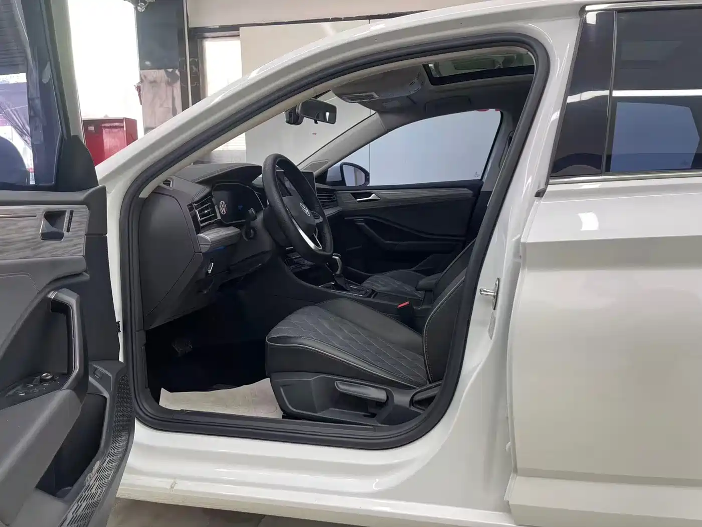 Volkswagen Sagitar 2023 280TSI DSG Beyond Lite фото 7