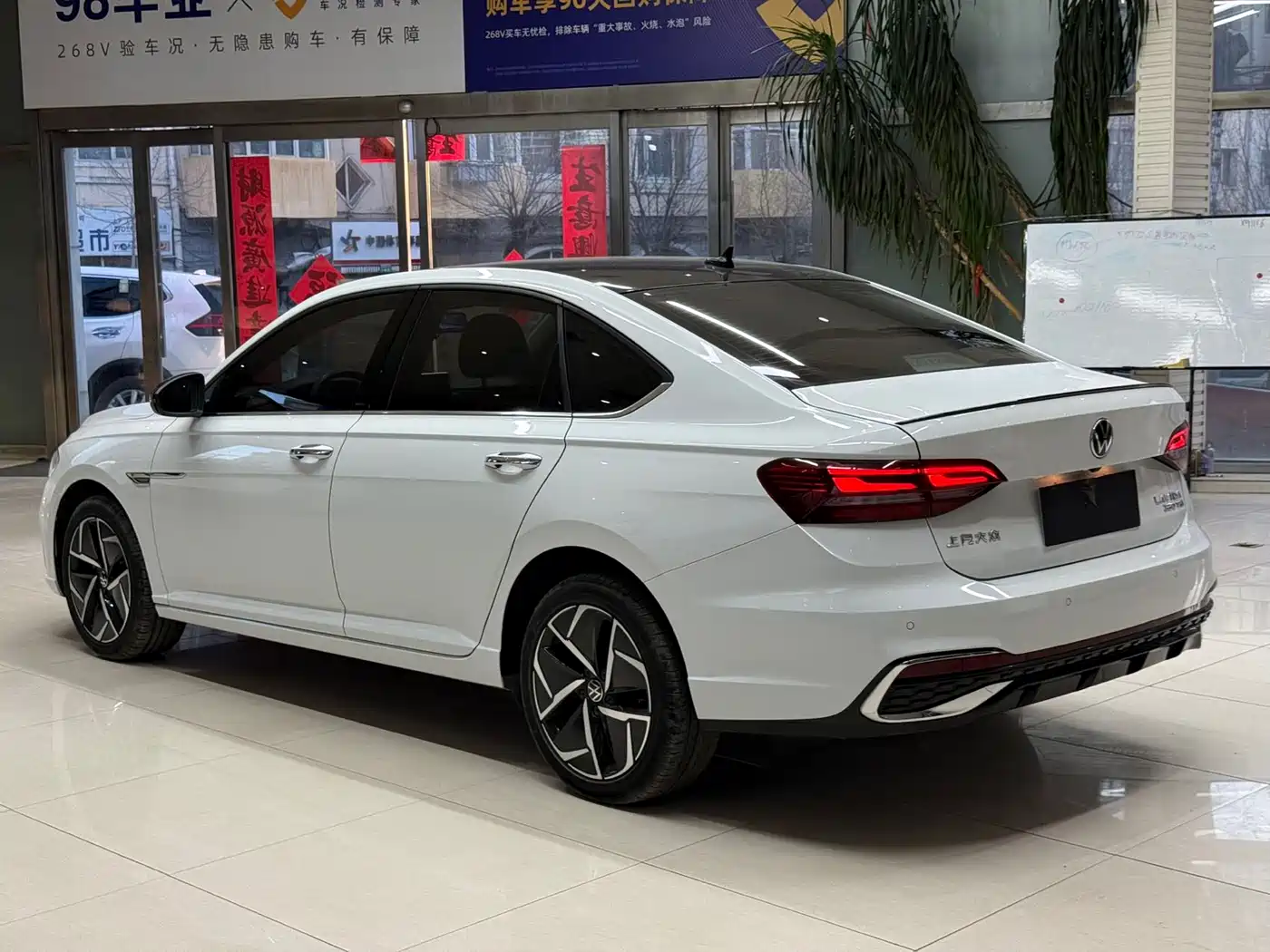 Volkswagen Lavida 2023 Model 280TSI DSG Starlight Eternal Edition фото 6