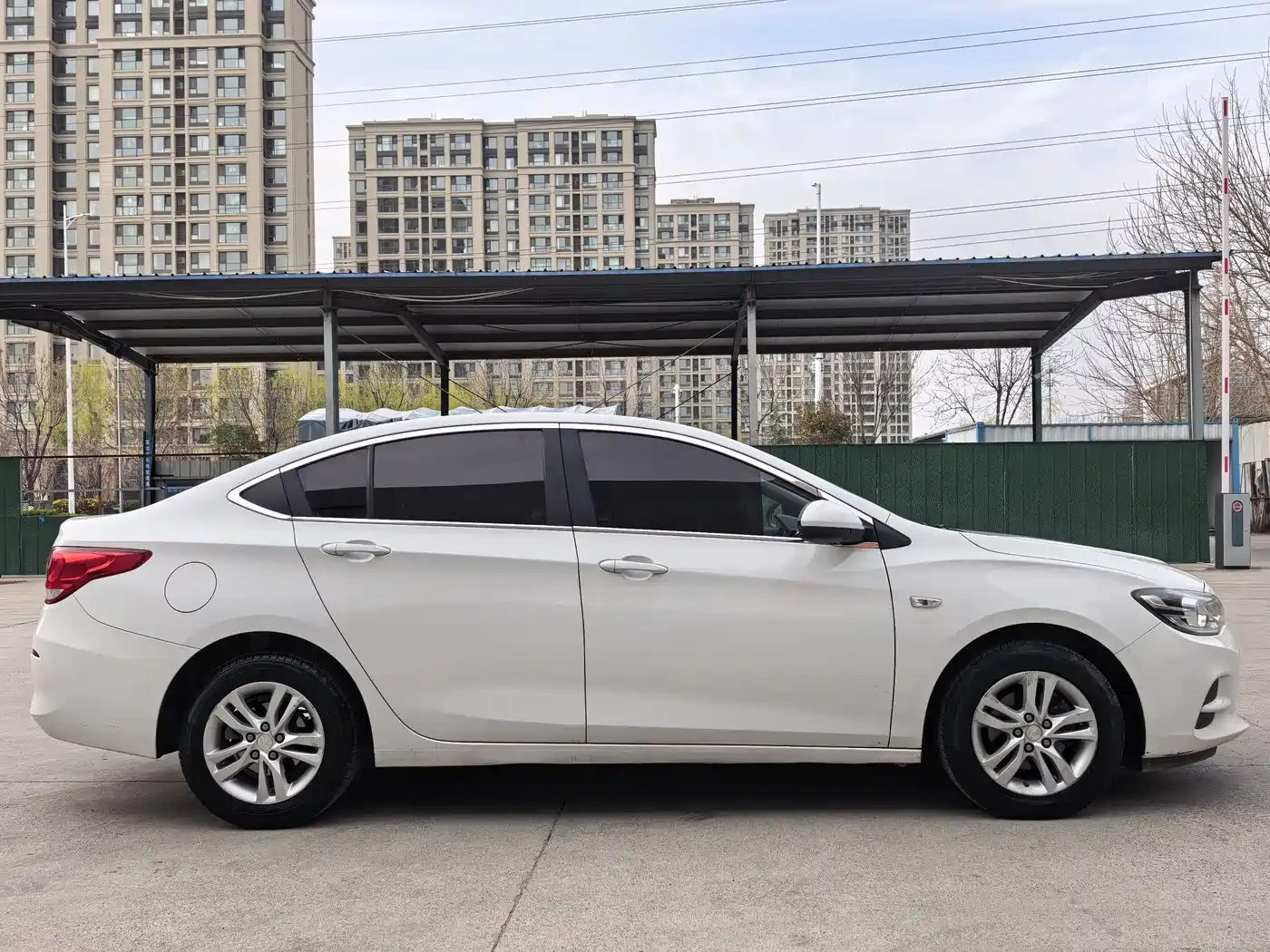 Chevrolet Cavalier 2016 1.5L Manual Delight Edition фото 4