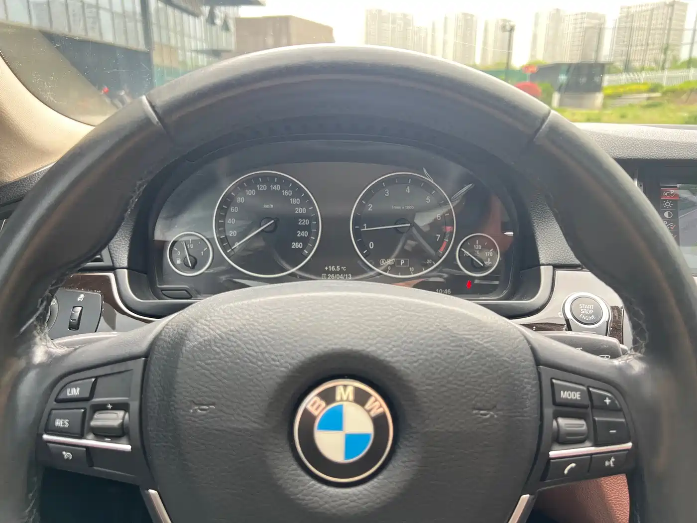 BMW 5 Series 2017 525Li Leading Edition фото 7