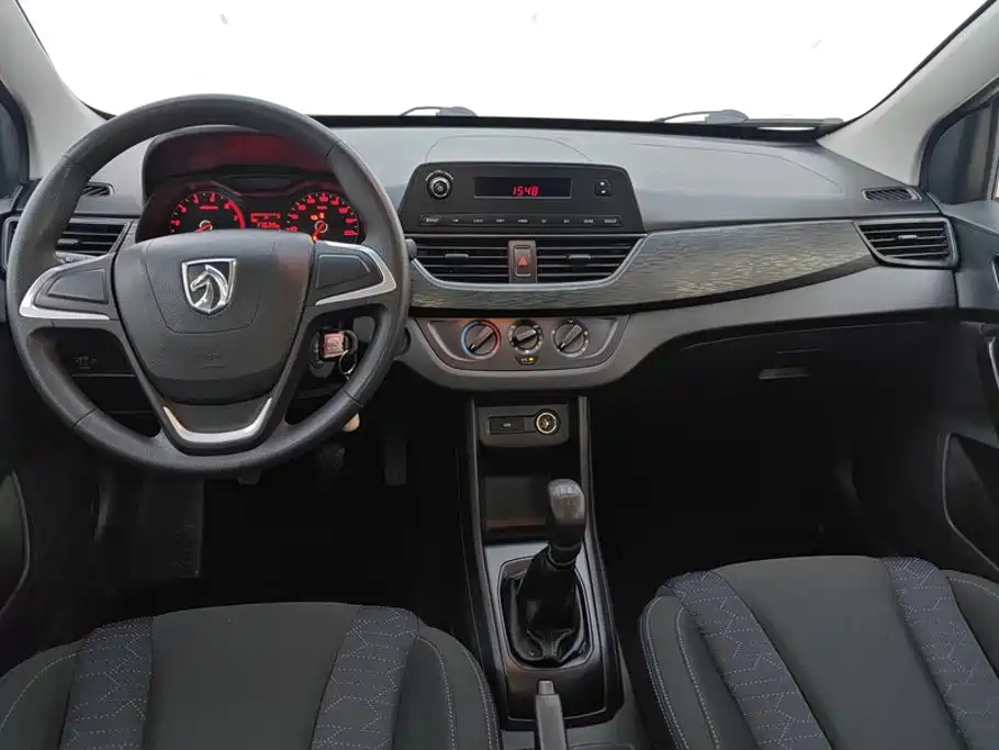 Baojun 310 2019 2016 1.2L Manual Comfort Model