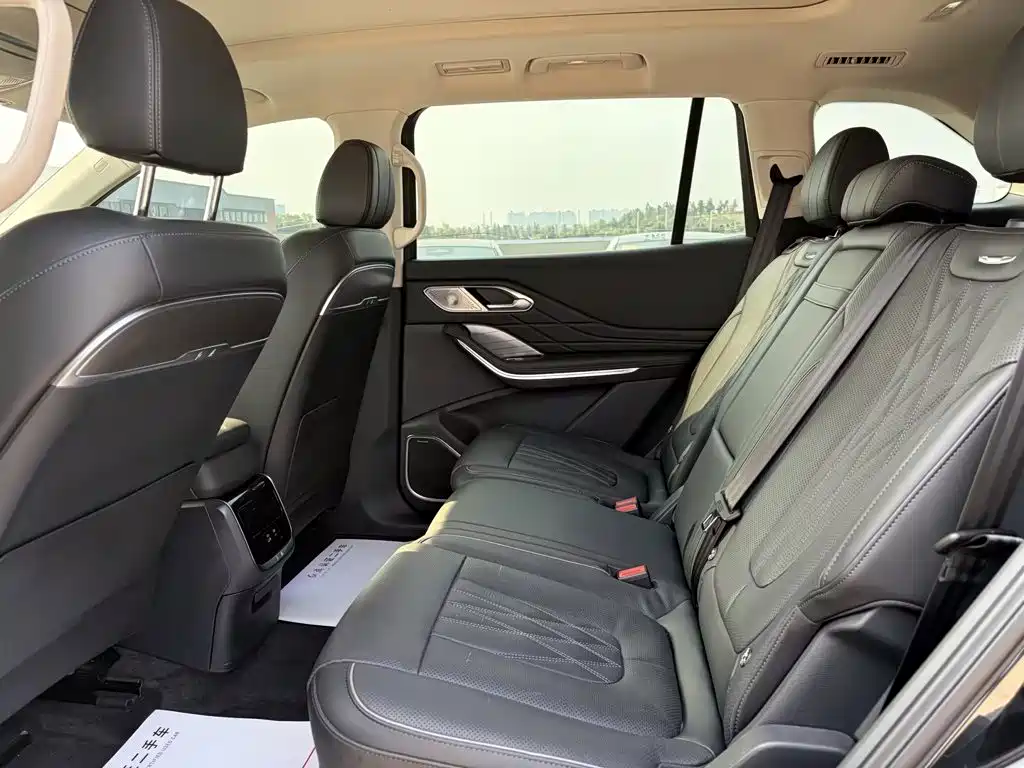 Hongqi HS7 PHEV 2024 2024 2.0T PHEV AWD Qichang Edition 7-seater