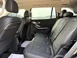 صورة 13 - Hongqi HS7 PHEV