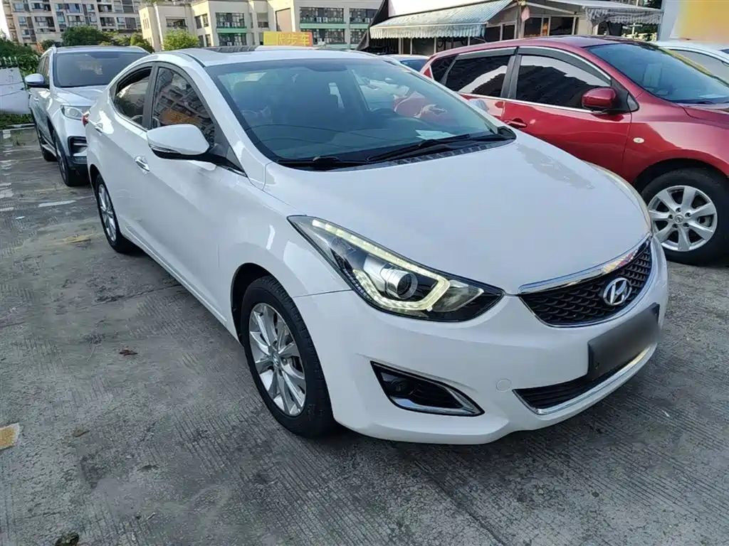 Hyundai Langdong 2016 1.6L Automatic Premium Edition фото 4