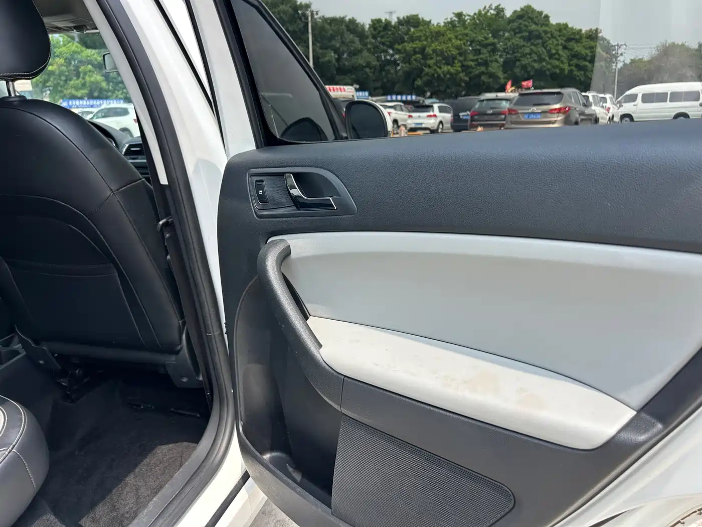Škoda Yeti 2017 TSI280 DSG Advance фото 22
