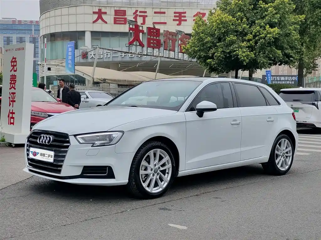 AUDI A3