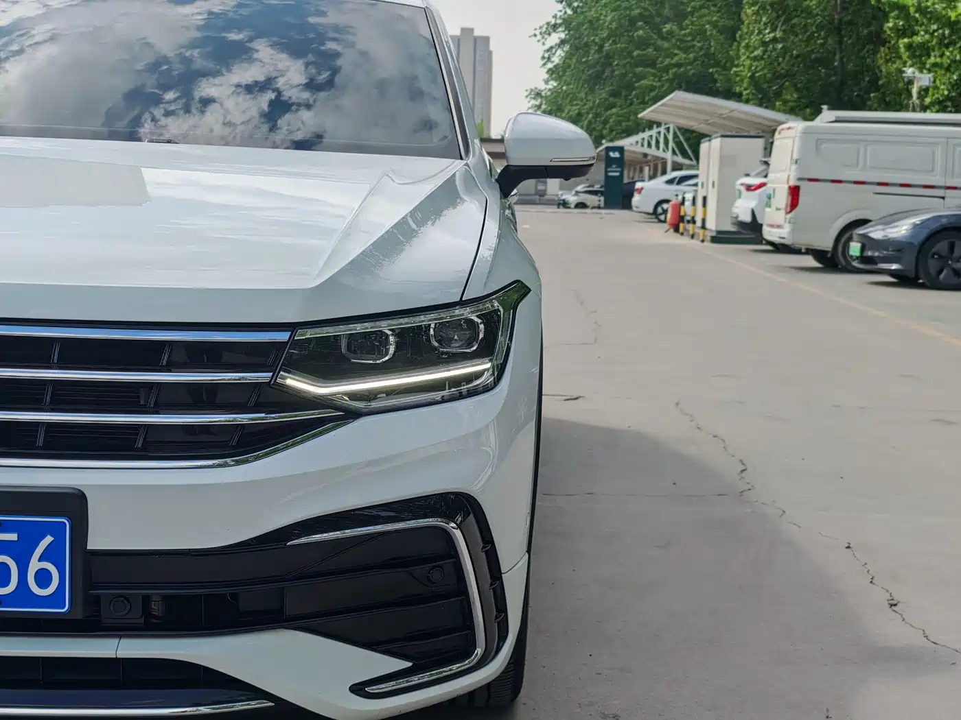Volkswagen Tiguan L 2024 330TSI Automatic 2WD R-Line Premium Enjoyment Edition фото 15