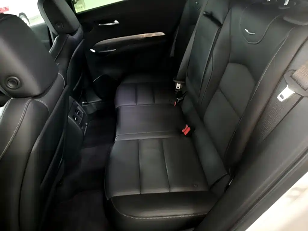 Cadillac XT4 2025 2024 28T 2WD Premium