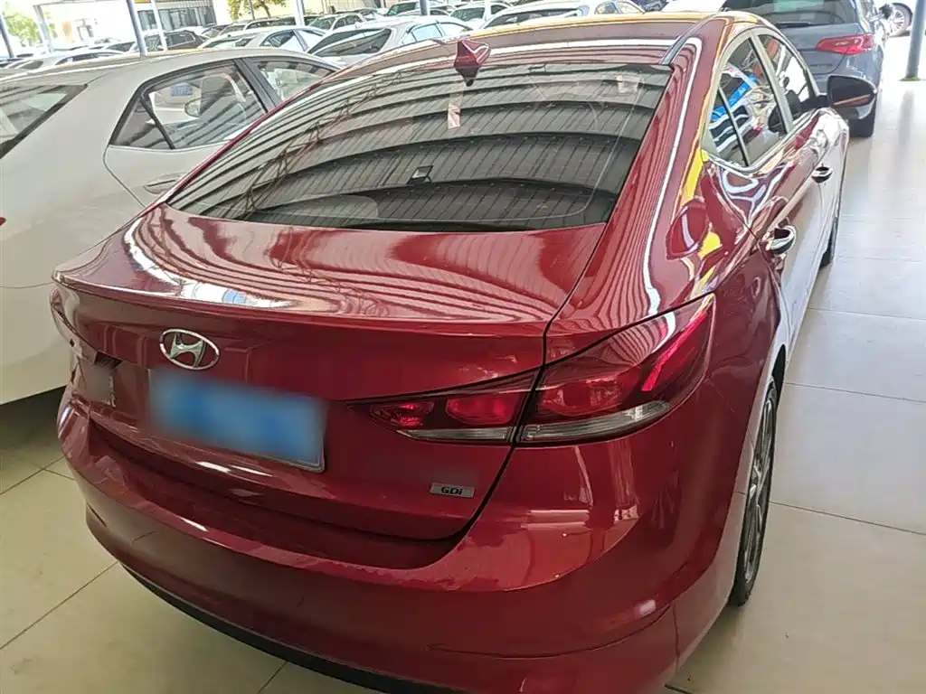 Hyundai Elantra 2016 Model 1.6L Automatic Smart Elite фото 6