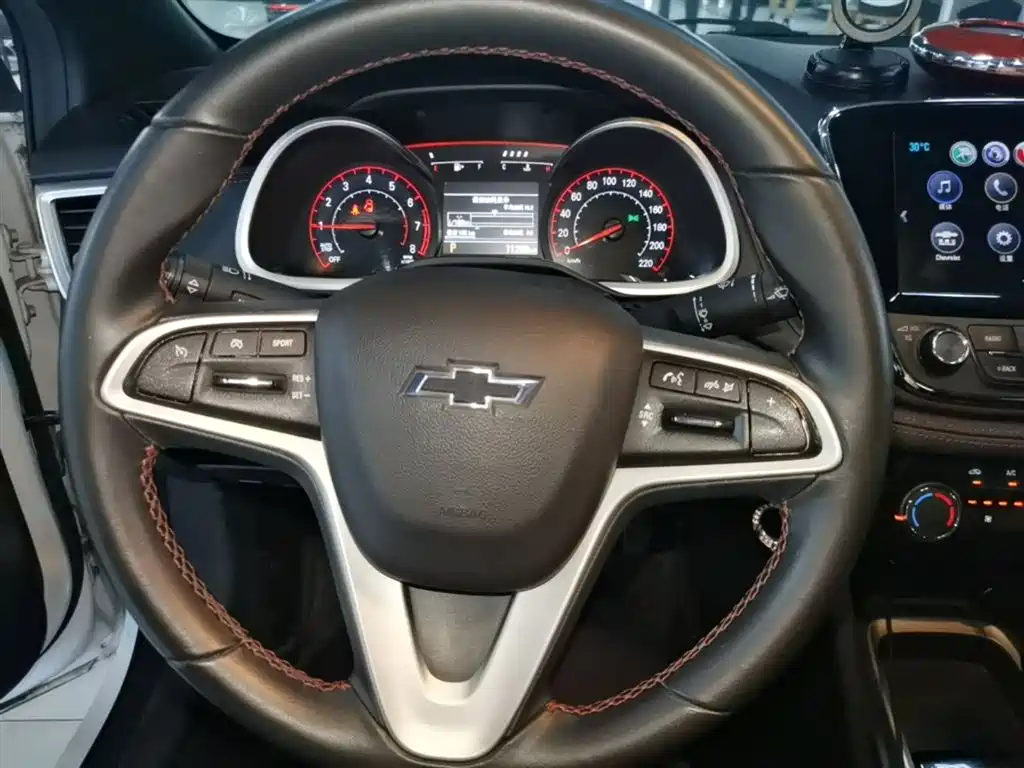 Chevrolet Monza 2019 RS 330T Auto Smooth Edition China VI фото 11