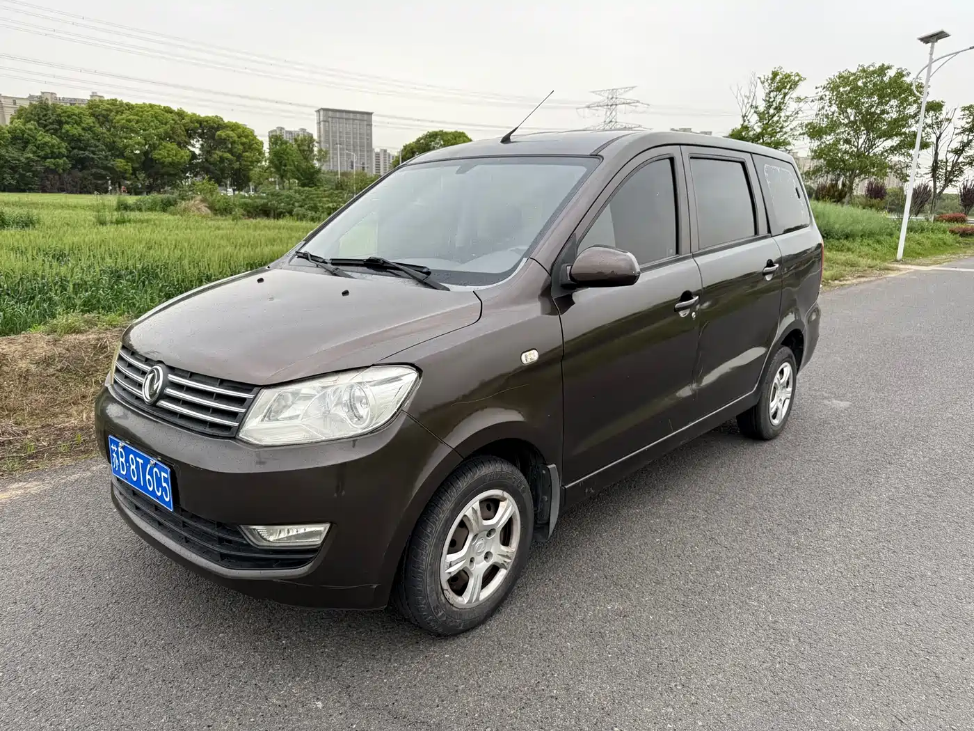 Dongfeng Fengguang Fengguang 330 2016 2014 1.5L Manual Comfort DK15-02
