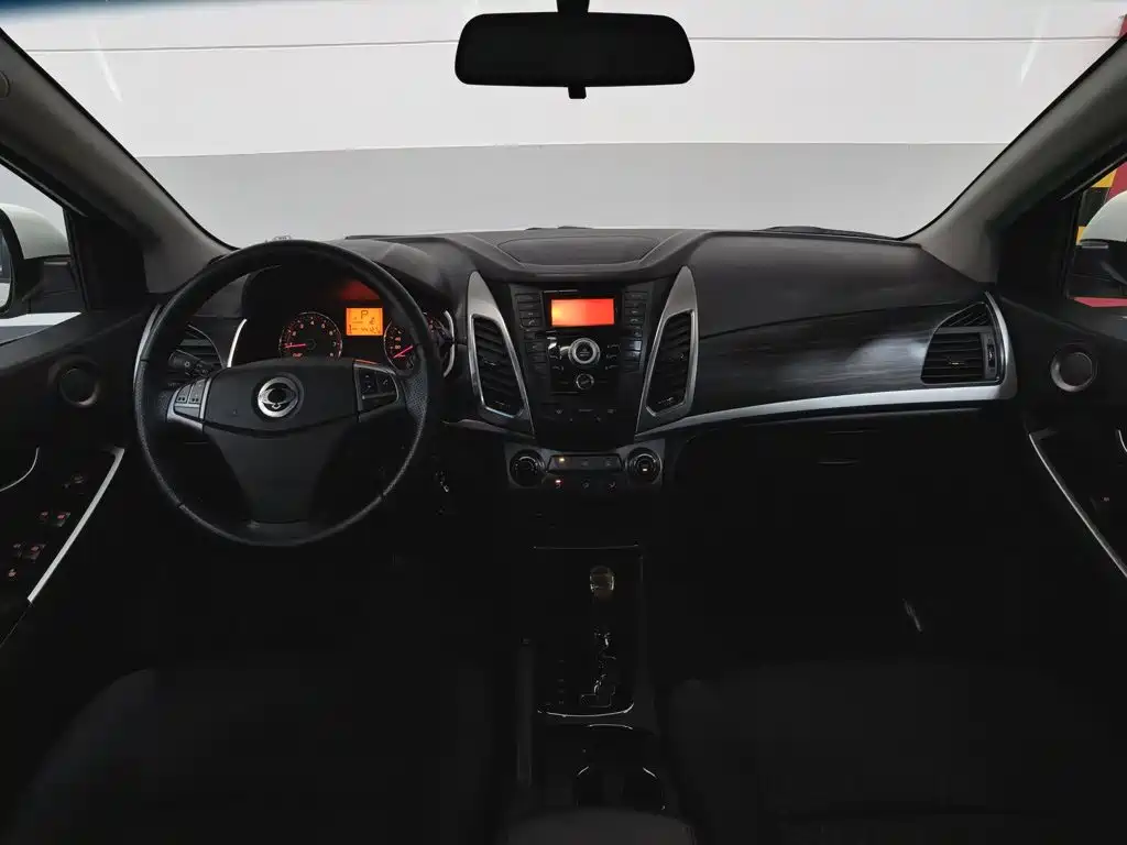 SsangYong Korando 2016 2015 2.0L 2WD Automatic Pure Edition