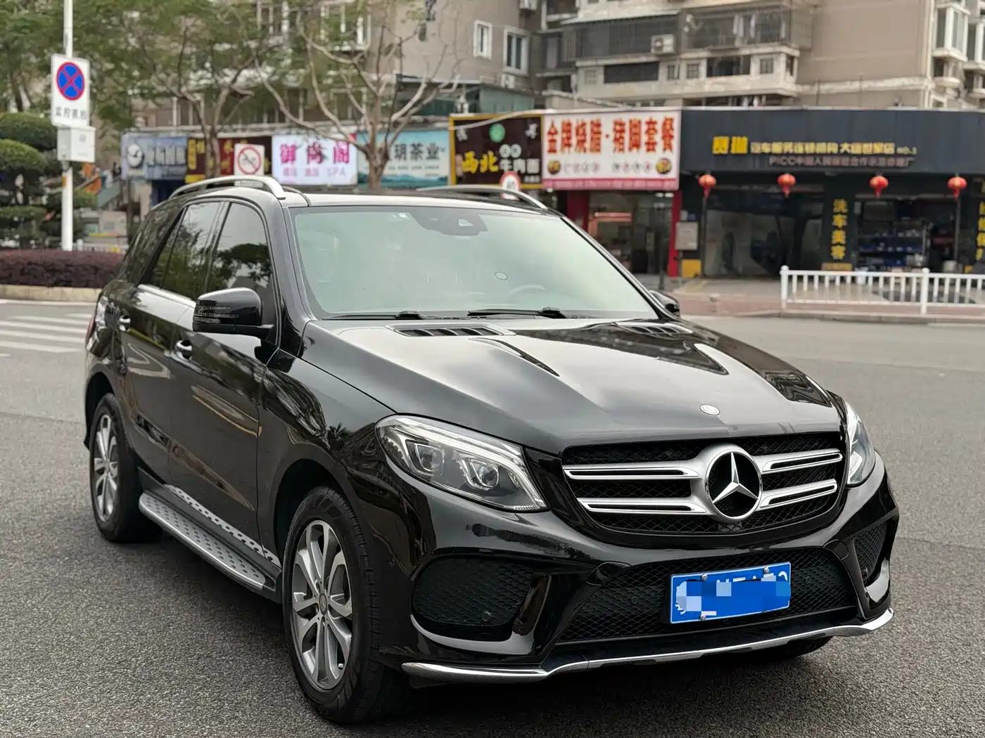 MERCEDES-BENZ GLE
