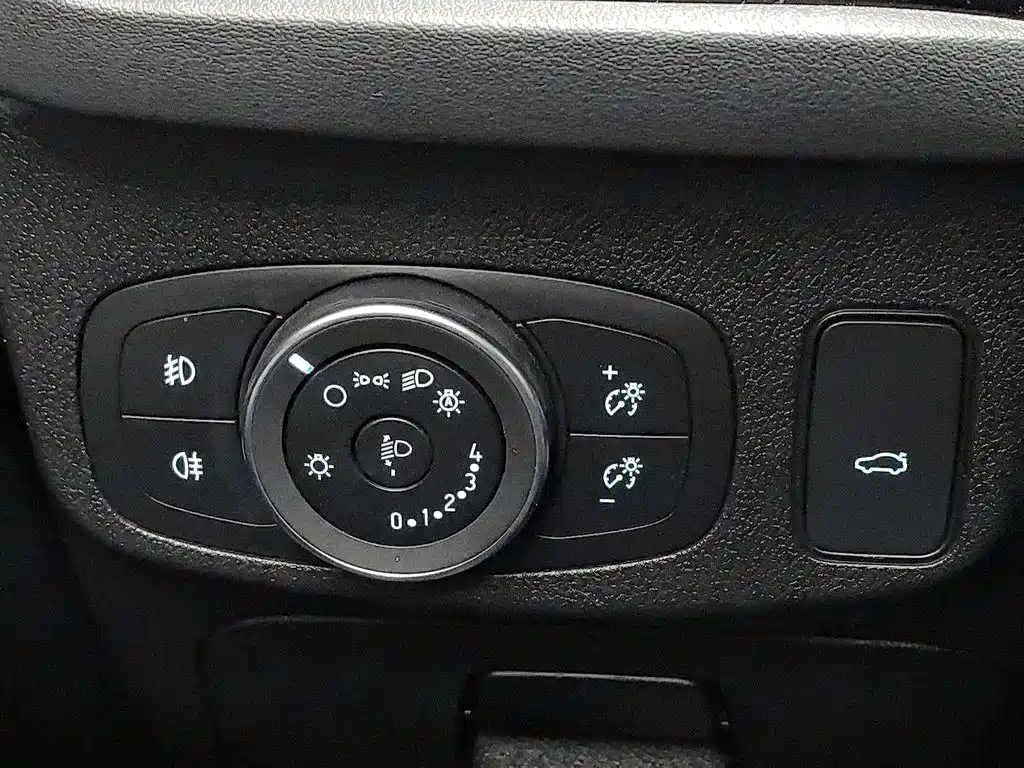 Ford Focus 2023 2022 Sedan EcoBoost 180 Automatic ST Line