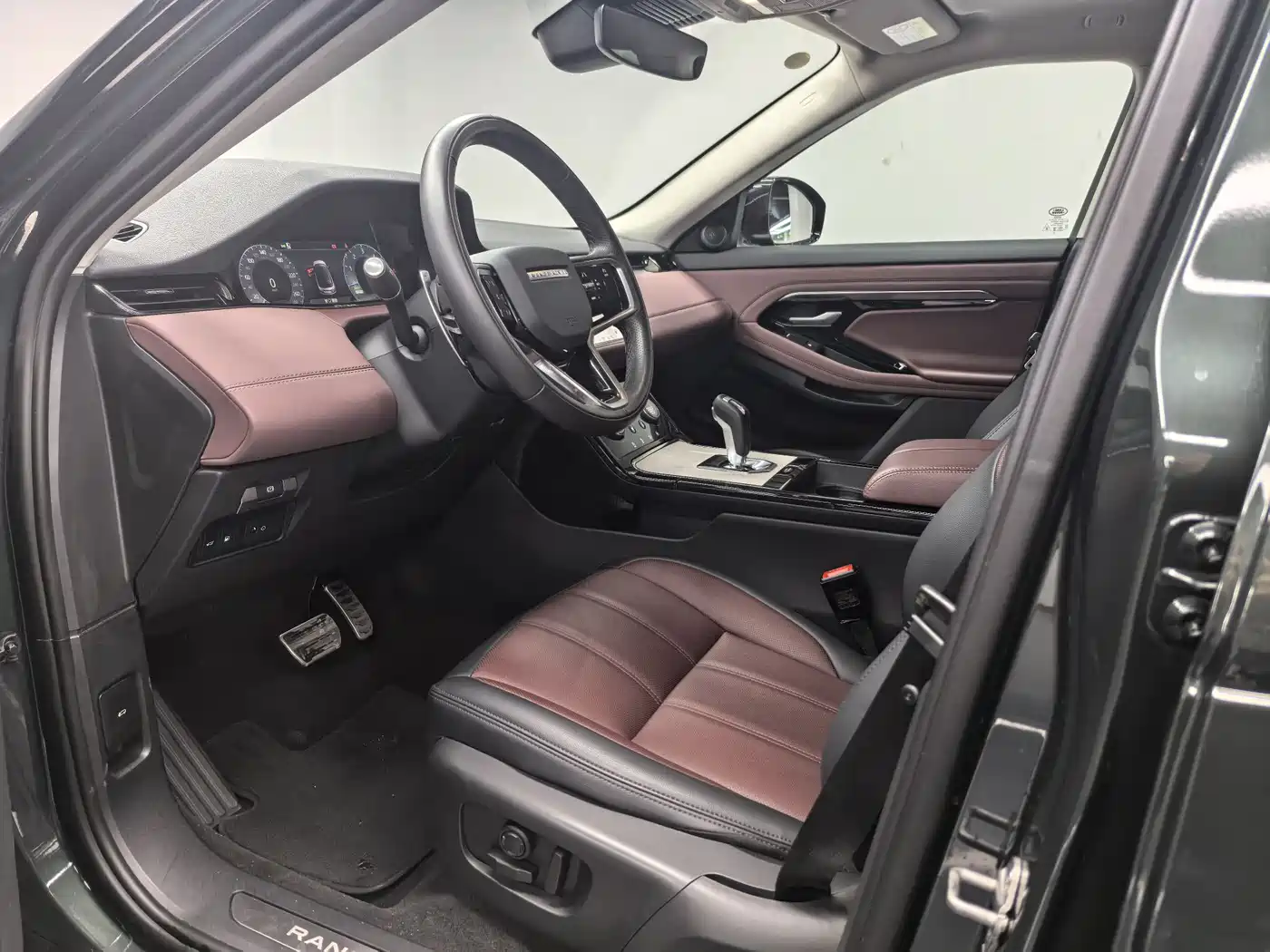 LAND ROVER RANGE ROVER AURORA NEW ENERGY