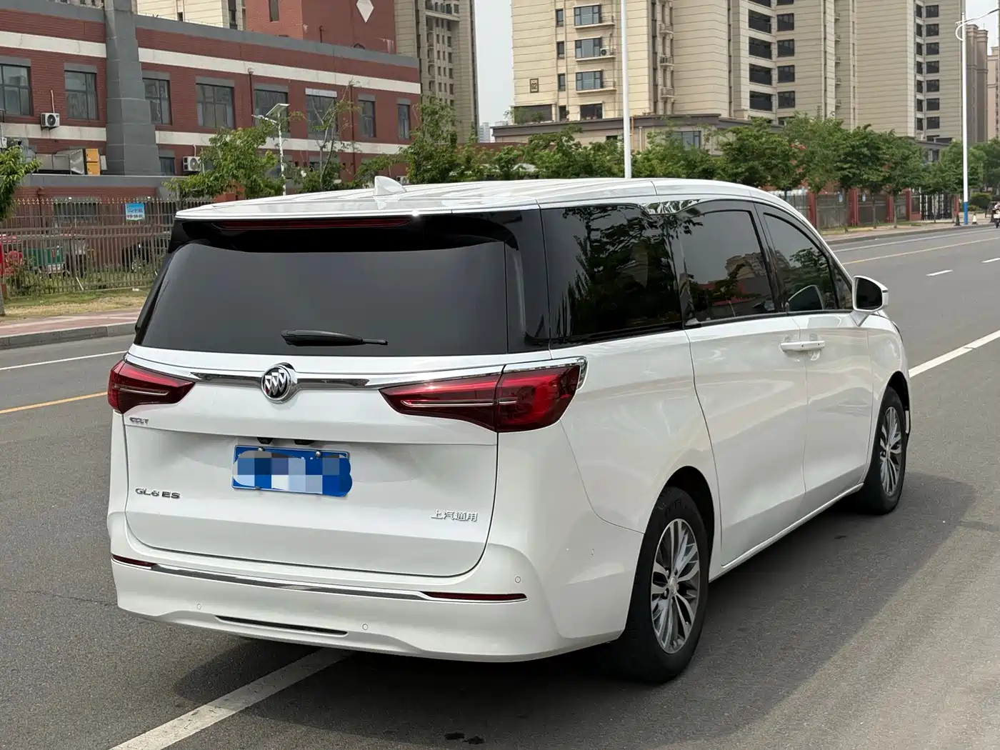 Buick GL8 2020 Model ES Landglory 653T Premium фото 4