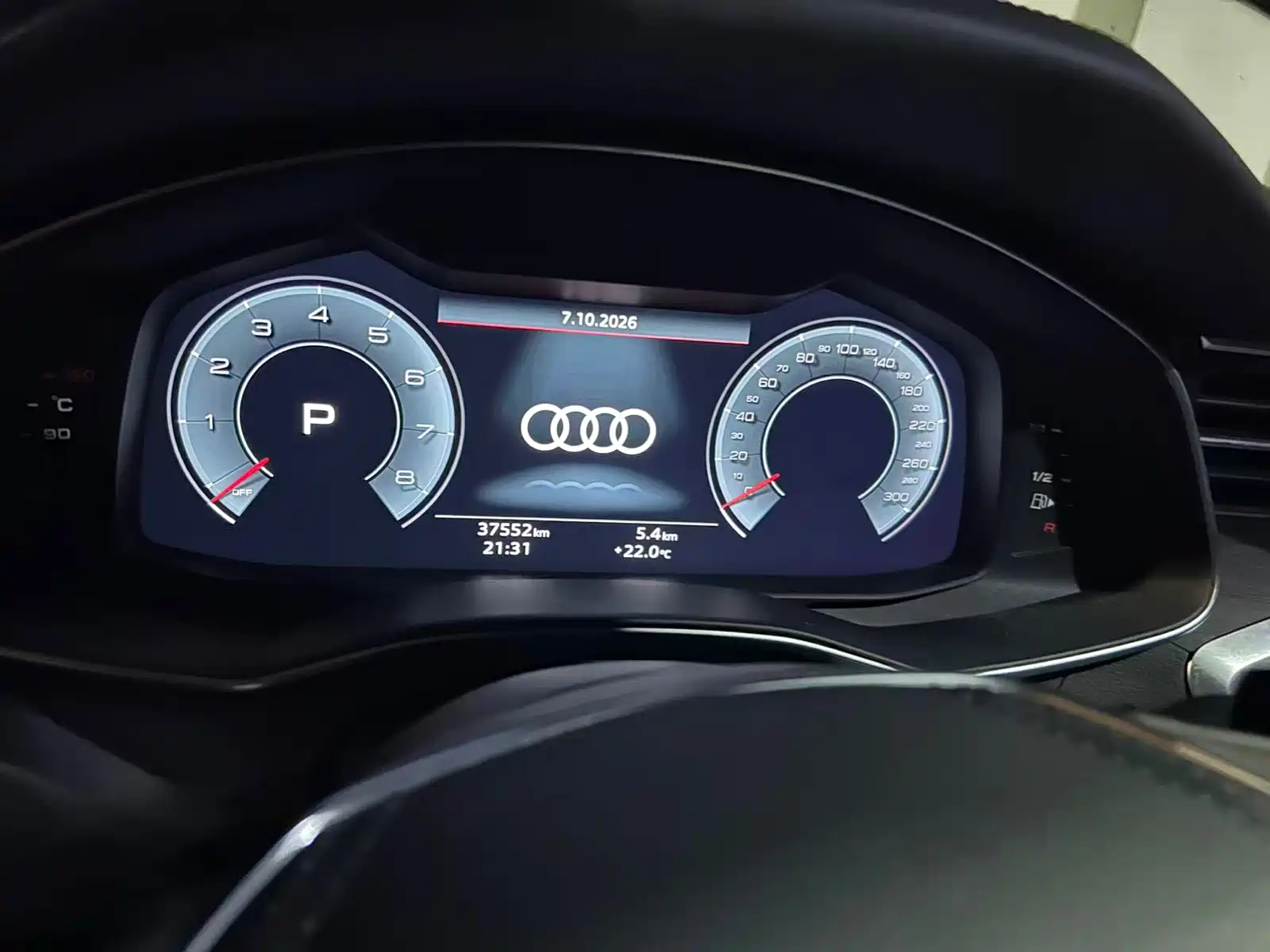 Фото 8 - Audi A6L