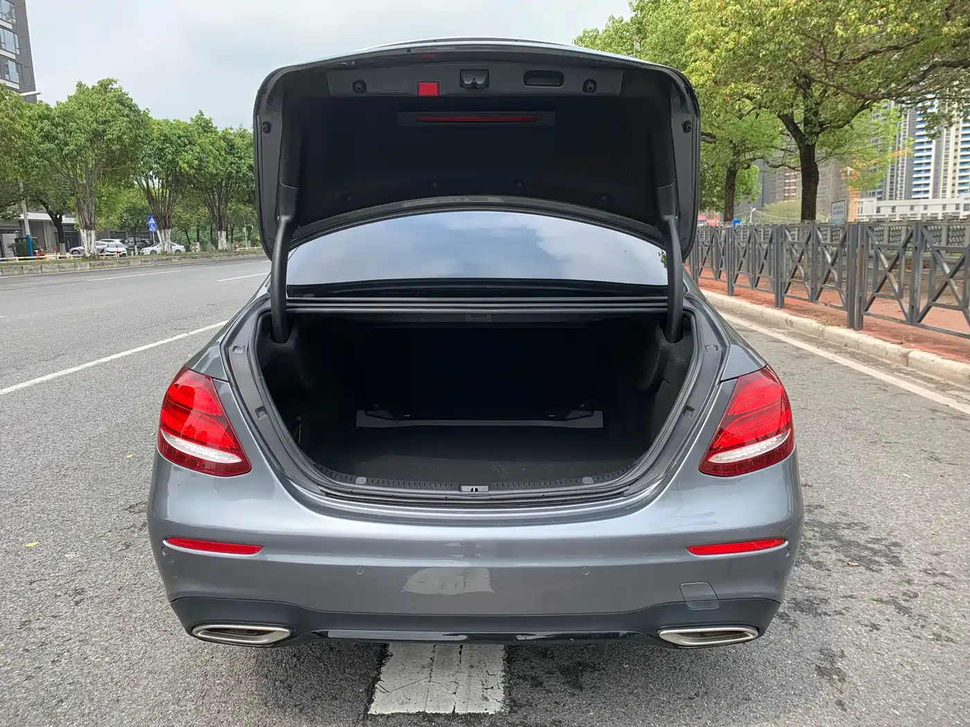 Mercedes-Benz E-Class (Import) 2020 E 260 Sport фото 7