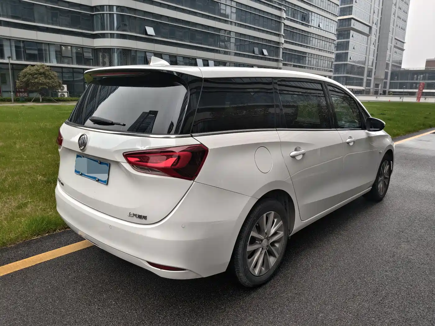 Buick GL6 2019 18T 6-seat Connected Luxury China VI фото 4