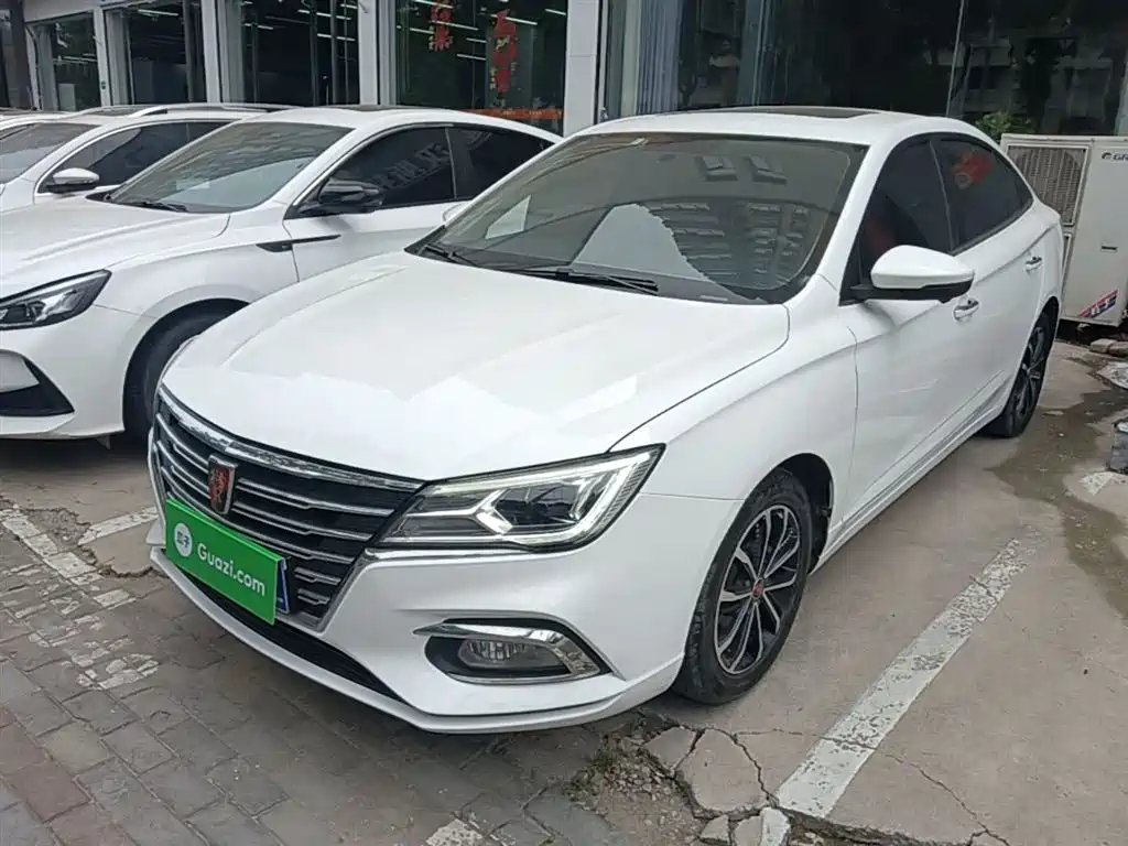 Roewe i5 2020 1.5L Automatic 4G Connected Premium Flagship Edition