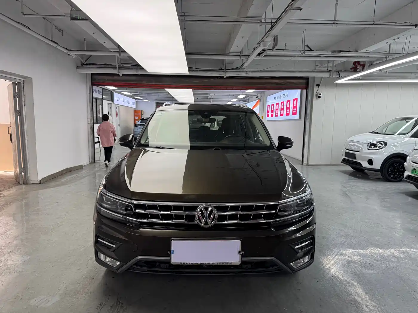 Volkswagen Tiguan L 2017 380TSI Automatic 4WD Ultimate Flagship Edition фото 2