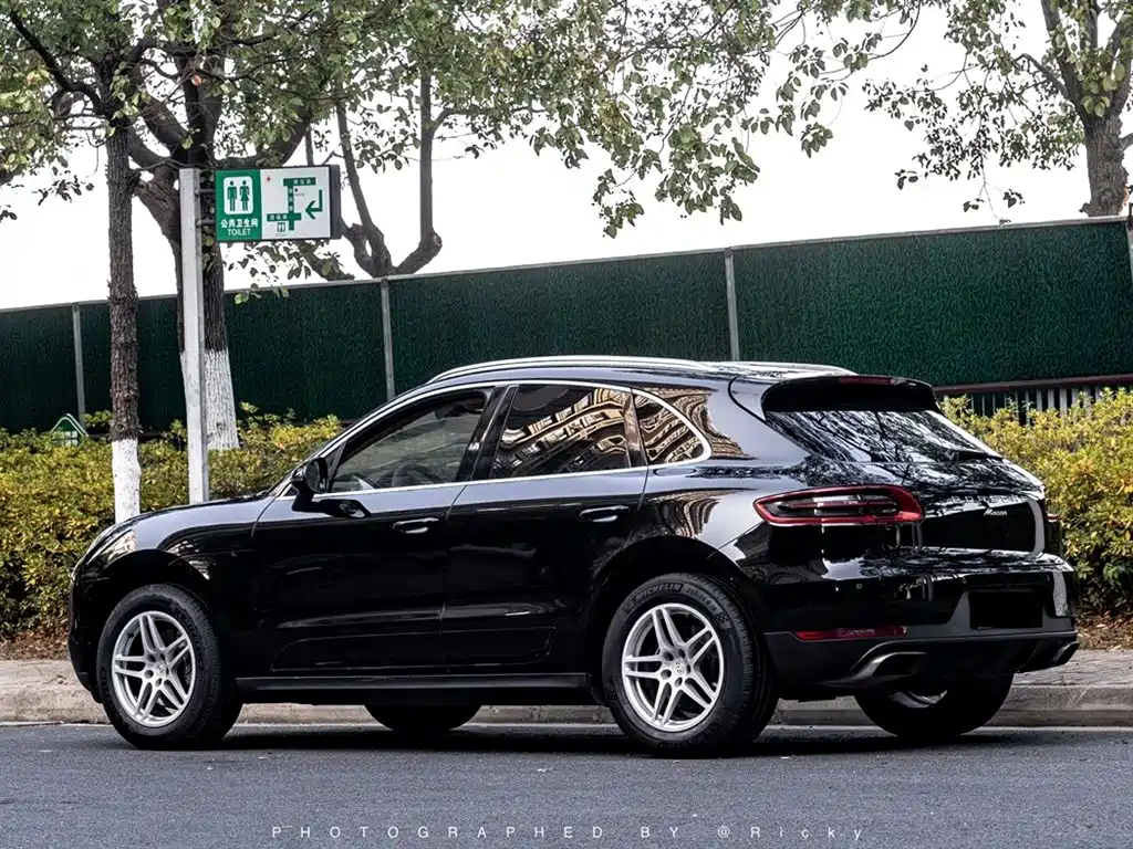 Porsche Macan 2014 Macan 2.0T фото 10