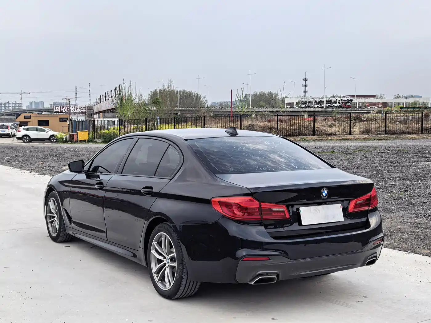 BMW 5 Series 2019 525Li M Sport Package фото 4