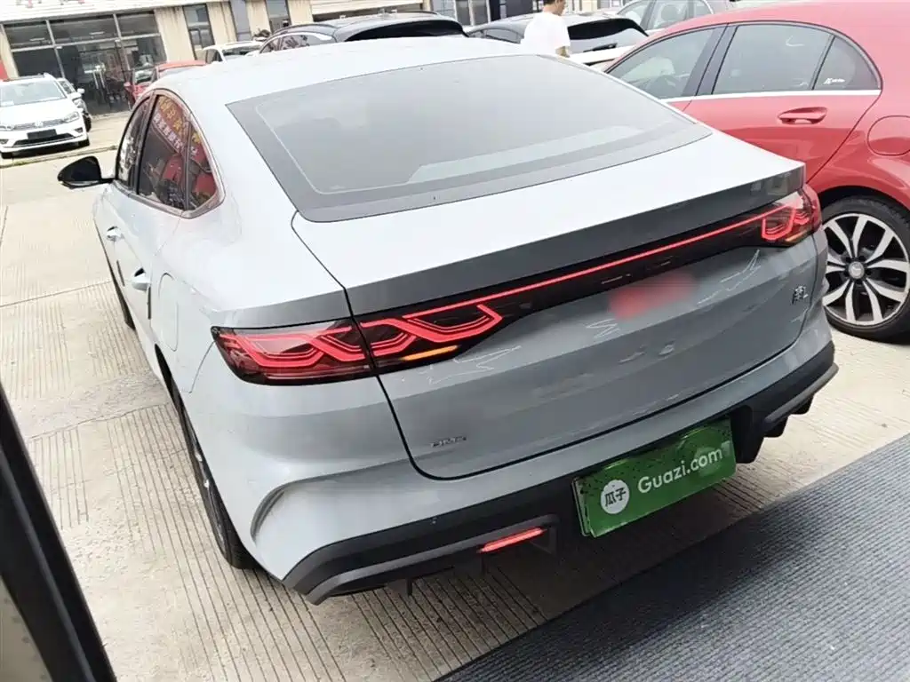 BYD Qin L 2024 DM-i 80KM Superior фото 5