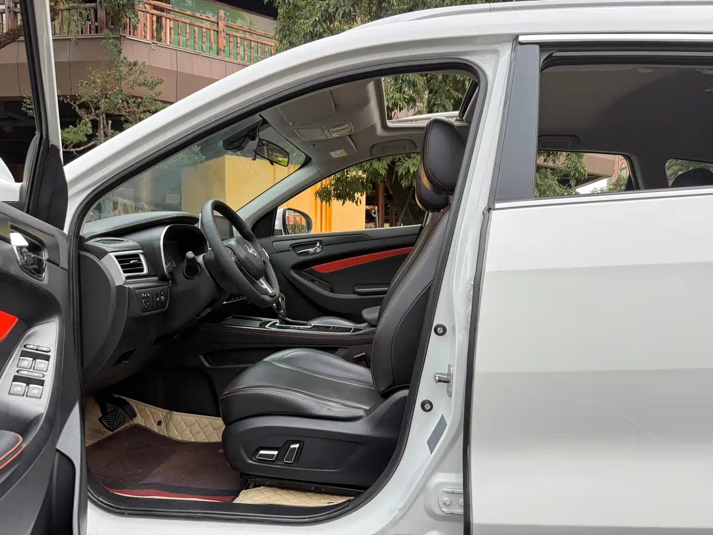 Dongfeng Fengguang Fengguang 580 2022 2021 ☆Star Edition 1.5T Automatic Luxury
