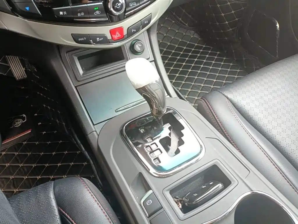 BYD S7 2015 2.0T Automatic Premium фото 14