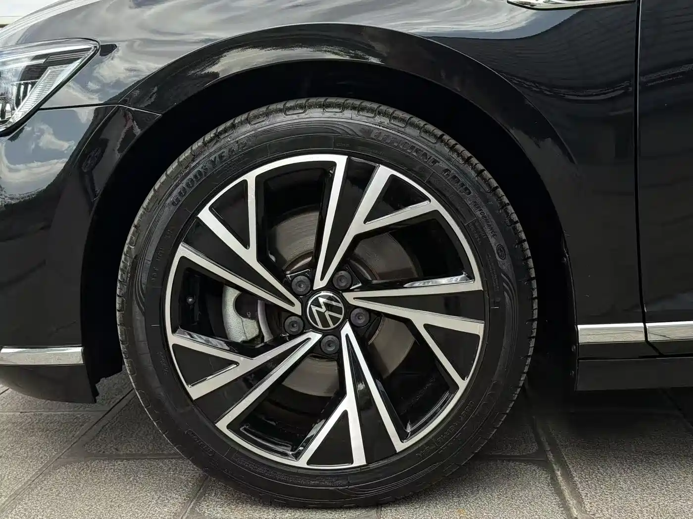 Volkswagen Magotan 2020 330TSI DSG Luxury фото 18