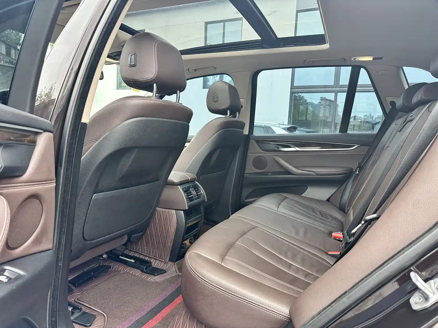 BMW X5 (Import) 2018 xDrive35i Elegant Model фото 5