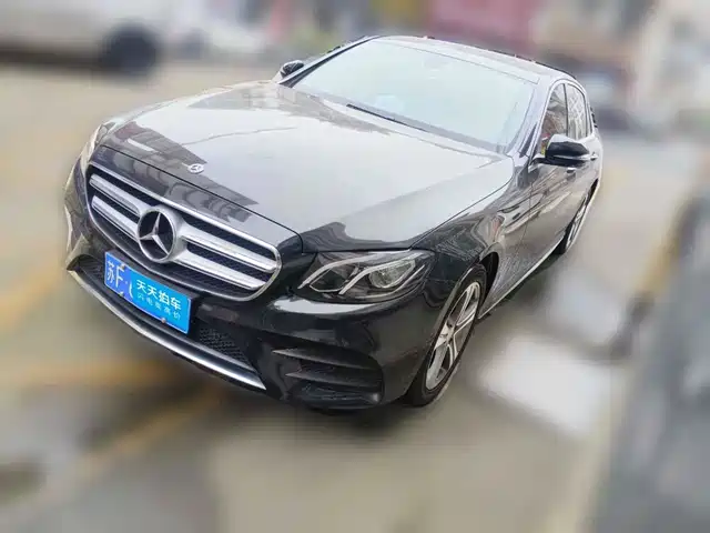 Mercedes-Benz E-Class 2019 E 260 L Sport — фото 1