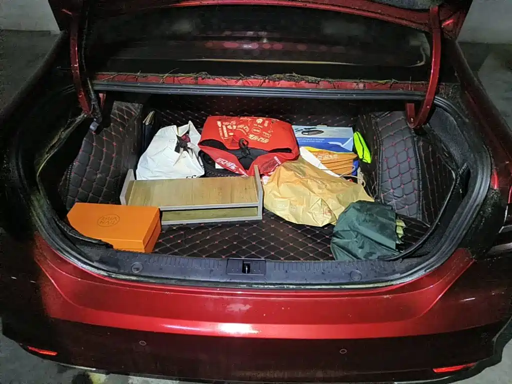 Roewe i6 2019 2019 PLUS 1.6L CVT 4G Connected Flagship Great Edition