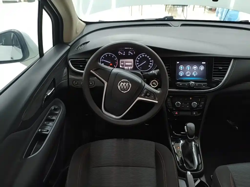 Фото 11 - Buick Encore