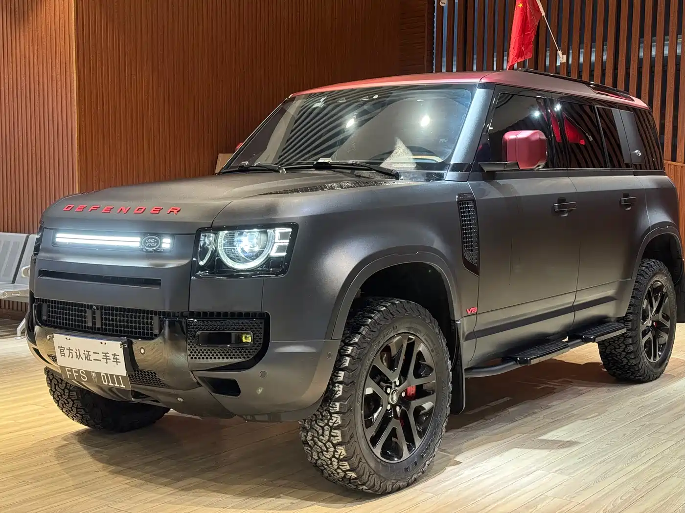 Land Rover Defender 2023 Model 110 3.0T P400 Dark Special Edition