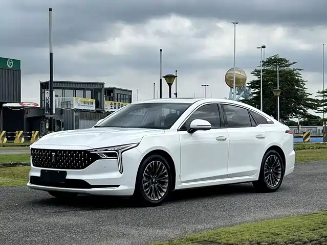 Besturn B70 2024