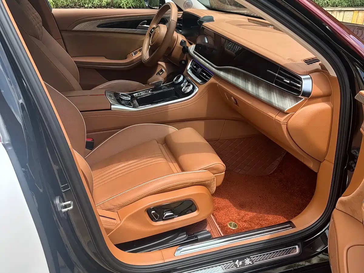 Hongqi H9 2020 2.0T Smart Connection Qi Chang Edition фото 17