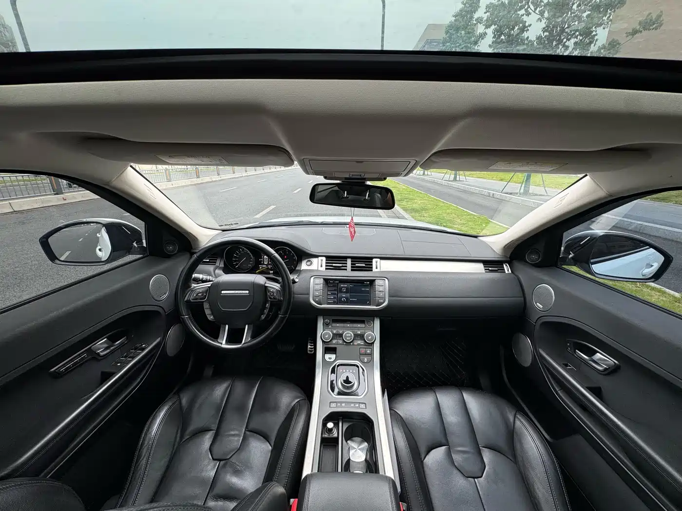 Фото 6 - Land Rover Range Rover Evoque